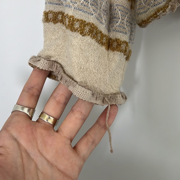 Bohemian Crop Top - Picture 4 of 5